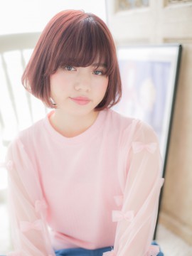 髪色にポイント シンプルボブａ ヘアスタイル 新松戸駅から4分の美容室 美容院 Cuore新松戸