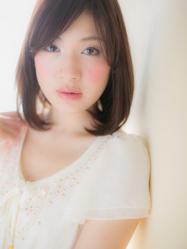キレイなお姉さん風 ナチュセミディa ヘアスタイル 柏駅東口から4分の美容室 美容院 Mod Shair柏 キレイなお姉さん風 ナチュセミディa ヘアスタイル 柏駅東口から4分の美容室 美容院 Mod Shair柏
