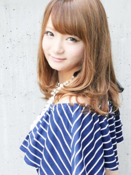 前髪 顔周りで包み込む小顔ナチュラルカット ヘアスタイル 柏駅東口から4分の美容室 美容院 Mod Shair柏 前髪 顔周りで包み込む小顔ナチュラルカット ヘアスタイル 柏駅東口から4分の美容室 美容院 Mod Shair柏