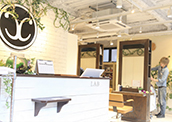 Hair Salon Mom 土浦店